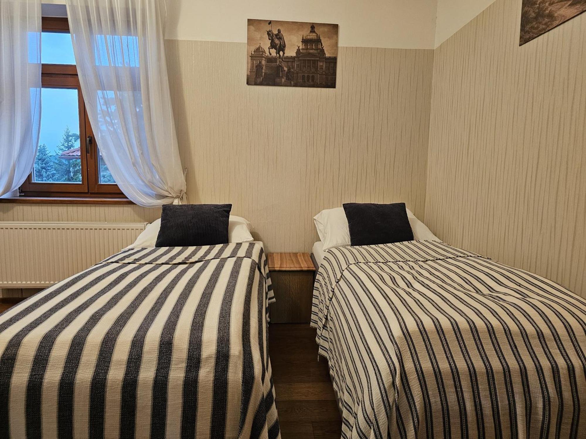 Branik - Wellness, Fitness, Garden Villa Prag