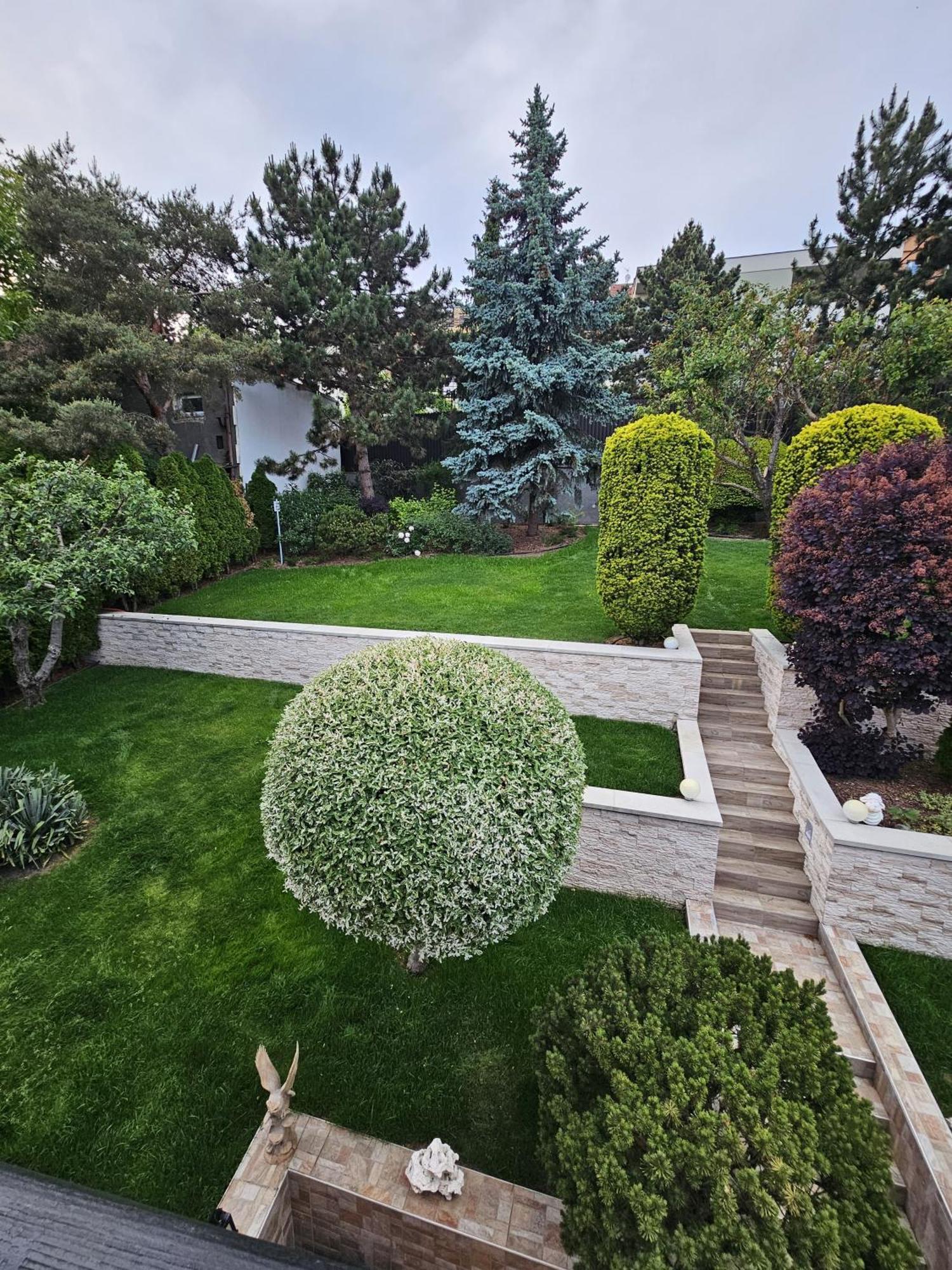 Branik - Wellness, Fitness, Garden Prag